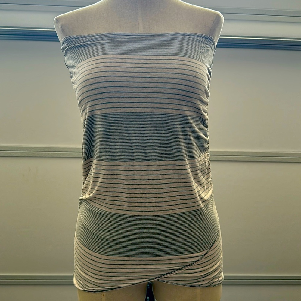 Lululemon tube top Small-Medium